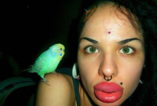 الصور نقلا عن مواقع التواصل الاجتماعي