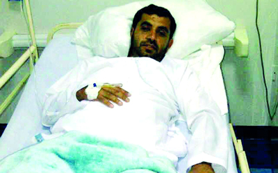 الشحي أثناء علاجه في المستشفى.