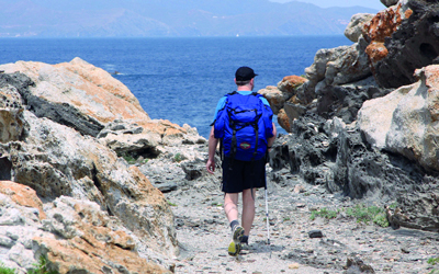 طريق التجول الساحلي يمتد لمسافة ‬200 كيلومتر تقريباً.    	 د.ب.أ