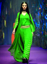 تصاميم مبتكرة استوحيت أشكالها من مراحل نمو الزهور.