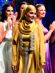 زرينة يوسف: تصاميمي مرّت بـ«ولادة صامتة».