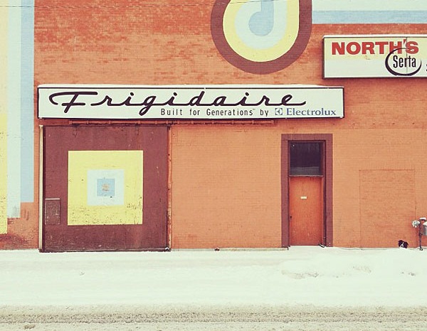 وبدأت الفكرة عن طريق إهداء الصور لأبناء إخوته وأخواته، وعندما شاركها مع أصدقائه على الشبكة الاجتماعية، لاقت صوره رواجا كبيرا، فقام بإنشاء صفحة خاصة من أجل هذا الغرض