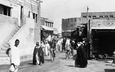 شهدت الكويت اهتماماً مبكراً بالثقافـــة بسبب طبيعة السكان وتنوع مرجعياتهم الثقافية.        أرشيفية