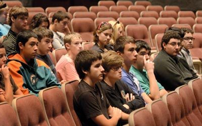 طلاب في إحدي قاعات الدراسة. من المصدر