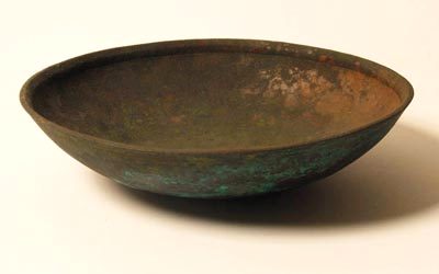 إناء من البرونز يعود للفترة من 250 ق.م إلى 400 م.