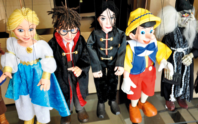 من فعاليات الملتقي العربي لفنون الدمي وخيال الظل. تصوير: عبدالله حسن