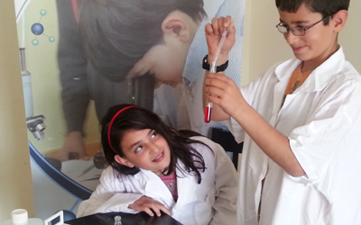 تحتفل «المؤسسة» بمرور 10 سنوات على تأسيسها بالتزامن مع احتفالها بالحصول على جائزة الإبداع العربي.

من المصدر