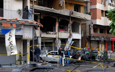 أثار التفجير الذي هز الضاحية الجنوبية أخيراً وأوقع 4 قتلى.  «رويترز»