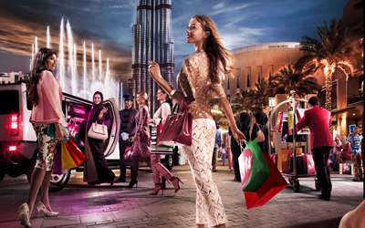 "التسوق بكل روائعه" شعار حاضر في الدورة الـ19 لمهرجان دبي للتسوق وكذلك جوائز بـ100 مليون درهم. الإمارات اليوم