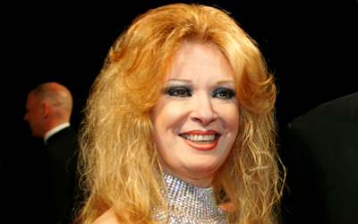 نيللي تمنت ان تقف مصر على قدميها من جديد. أ.ف.ب