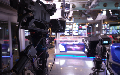 خلل فني تسبب في تسرب الغاز داخل الاستديو ما أدى إلى اختناق طارق الحمادي. الإمارات اليوم