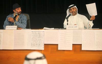 حمدان : إصدار الكتاب سيتزامن مع معرض يتعامل مع مخطوطات الكتاب كلوحات فنية لها جمالياتها الخاصة . تصوير: أريك أرازاس