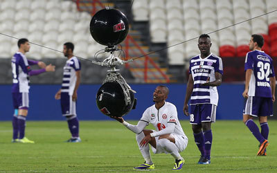 عبدالملك‭ ‬يؤيد‭ ‬تجربة‭ ‬تشفير‭ ‬الدوري‭ ‬ويطالب‭ ‬«المحترفين»‭ ‬بتقييمها‭.‬ أرشيفية