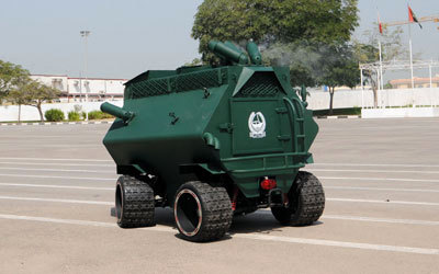 المدرعة الذكية تهدف إلى السيطرة على المشاغبين في الملاعب. من المصدر