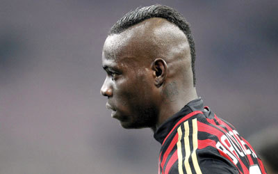 بالوتيللي في اختبار إسباني. أ.ب