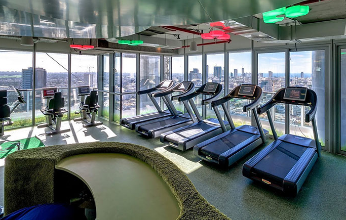 النادي الرياضي بإطلالة خاصة