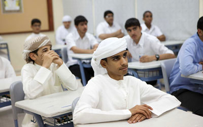 بعض الطلاب أكّدوا أنهم لا يستطيعون الاستعداد للامتحان لضيق الوقت. تصوير: أحمد عرديتي