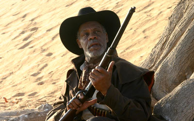 داني جلوفر قدم أفلاماً مهمة وعُرف بنشاطه السياسي في أميركا وخارجها. من المصدر