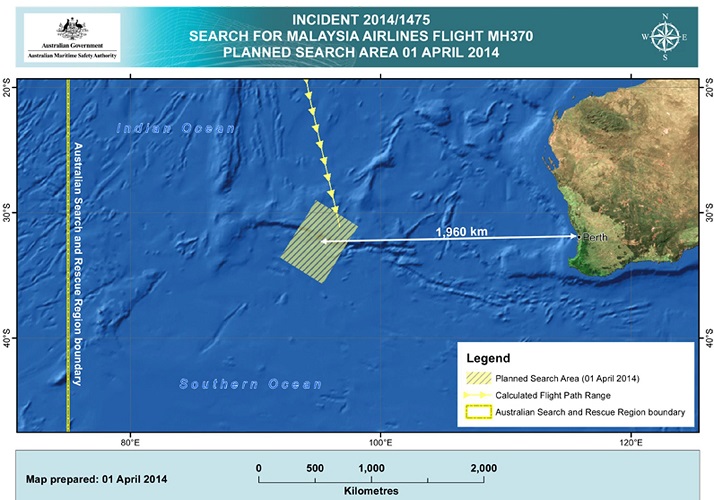 البحث يشمل أيضا صورا يومية تلتقطها الأقمار الاصطناعية لكل جسم غريب يطفو على سطح المحيط . إي بي أيه