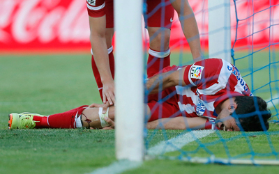 ساق دييغو كوستا تعرضت لجرح لدى تسجيله الهدف الثاني لأتلتيكو مدريد في مرمى خيتافي. أ.ف.ب