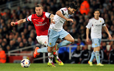 بودولسكي سجل هدفين من ثلاثية أرسنال على ويست هام أول من أمس. أ.ف.ب