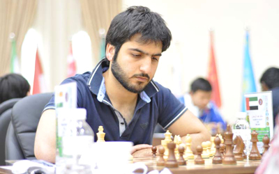 سالم عبدالرحمن يمضي بثبات في بطولة آسيا للشطرنج.  من المصدر
