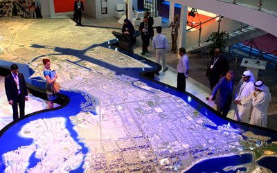 «سيتي سكيب أبوظبي» خلا في يومه الأول من الإعلان عن مشروعات جديدة. تصوير: نجيب محمد