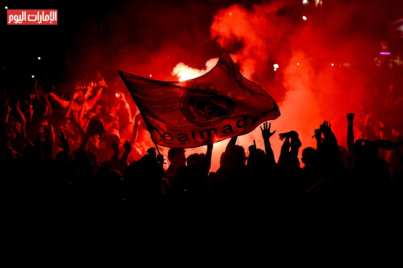 احتفال حتى الصباح في مدريد بعد فوز الريال بدوري الأبطال.