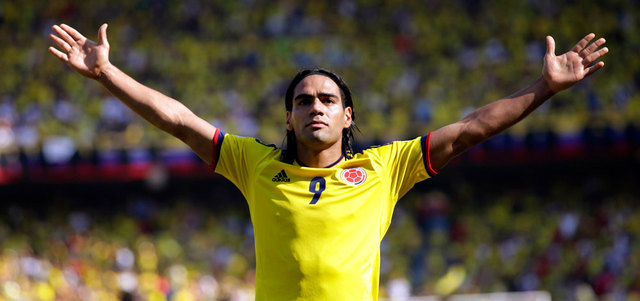 كولومبيا خسرت أحد أفضل المهاجمين بالعالم فالكاو في المونديال البرازيلي بسبب الإصابة. أ.ب