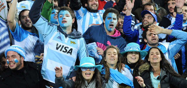 جماهير الأرجنتين تحلم باستعادة الذكريات الجميلة في «مكسيكو 86». أرشيفية