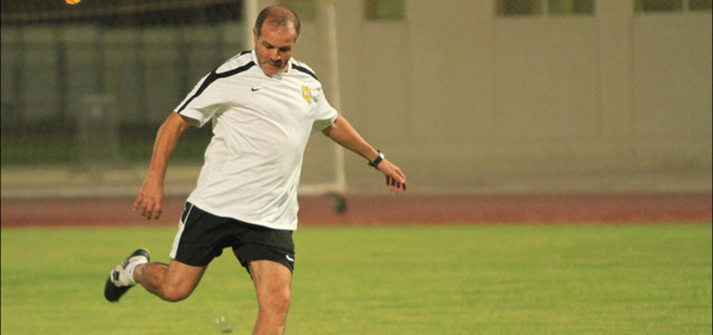 بن طلعت: جيل 82 ضحية مؤامرة النمسا وألمانيا.  الإمارات اليوم