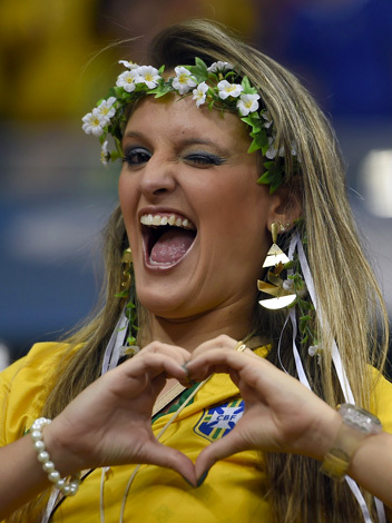 الحضور الجماهيري الأعلي في المونديالات.