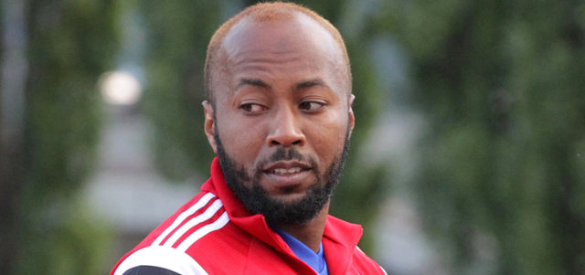 إسماعيل مطر غادر معسكر المنتخب بداعي الإصابة. من المصدر