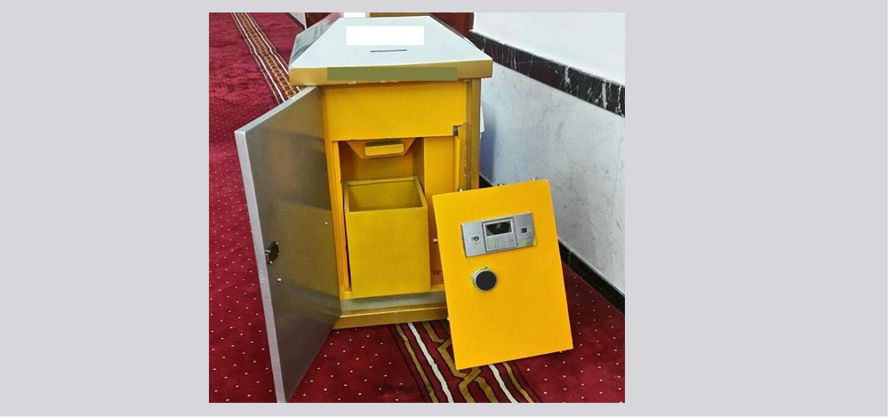 صندوق جرى تحطيمه بهدف سرقة ما بداخله من تبرعات خيرية - من المصدر