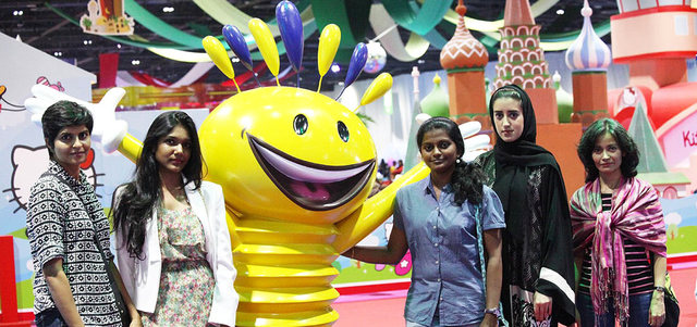 الوفد زار &laquo;عالم مدهش&raquo; وتجول في أركانه المتنوعة.  من المصدر