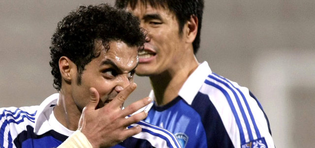 ياسر القحطاني من الأوراق  المهمة في صفوف الهلال. أرشيفية