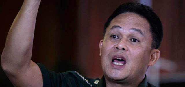 قائد الجيش الفلبيني الجنرال كاتابنغ: «75 جندياً دولياً من قواتنا تمكّنوا من الهرب، بعد محاصرتهم في الجولان، وهم في أمان الآن».  أي.بي.إيه