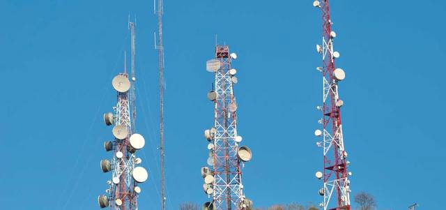 إضافة مزيد من أبراج المحمول إلى مناطق محددة مثل المناطق الحضرية يُضيف تحيزاً آخر على رصد تنقل الأفراد. أرشيفية