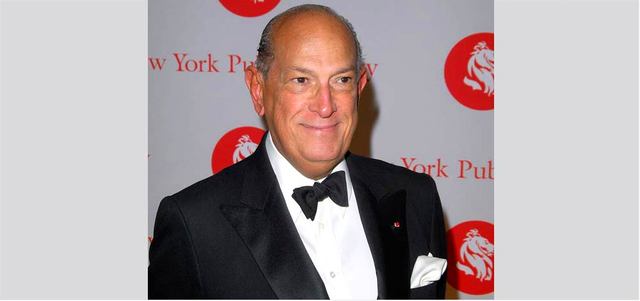 دو لارينتا اسم مرادف لأزياء السيدات الأُوَل وكان أصدقاؤه من نخبة المجتمع الأميركي. غيتي