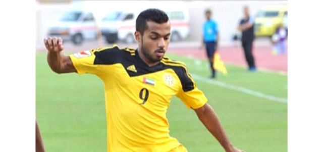 اللاعب: رفعت يدي باتجاه الجمهور، مطالباً بالصبر والهدوء ليس إلا.