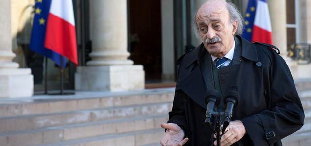 وليد جنبلاط: دخلنا على نحو مباشر في الحرب السورية، ولم يعد مجدياً اتهام فريق للفريق الآخر بأنه لولا التدخل لما وصل الإرهاب  إلى لبنان. أ.ف.ب