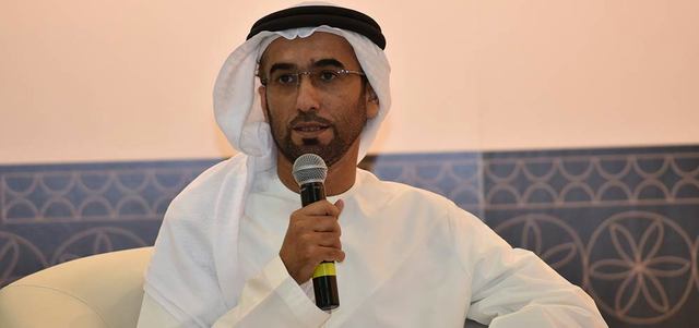 سلطان العميمي: تعلمت دروساً عدة أهمها التروي في الكتابة.