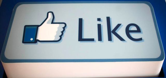 «سمبل ريتش»: نسبة 20% من زوار المواقع الإخبارية تأتي من موقع «فيسبوك». بلومبيرغ