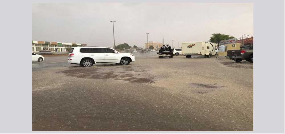امطار في البداير ( المنطقة الوسطى للشارقة ) - تصوير إبراهيم الشحي  - مركز العاصفة