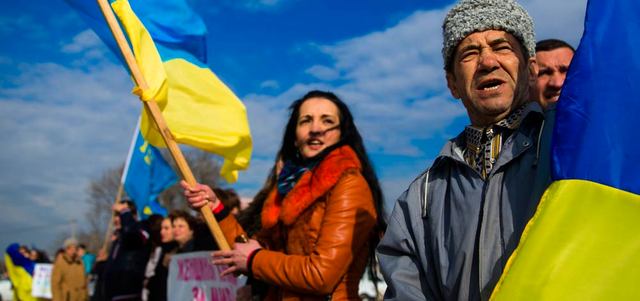 الاحتجاجات والثورات استمرت في أوكرانيا بعد الثورة البرتقالية في 2004. رويترز