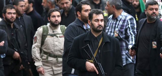 مراسم «عاشوراء» أقيمت في لبنان وسط تدابير أمنية مشدّدة.  أ.ب