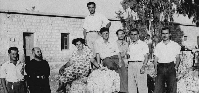 المخرجة هند شوفاني تضيء في فيلمها الأول &laquo;رحلة في الرحيل&raquo; على حياة والدها وتاريخه عبر استحضار 70 عاماً من التاريخ الفلسطيني يمتزج فيه الأرشيف الشخصي والعائلي. من المصدر