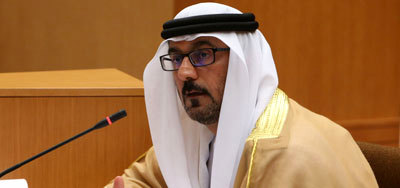 حسين الحمادي : وزير التربية والتعليم.