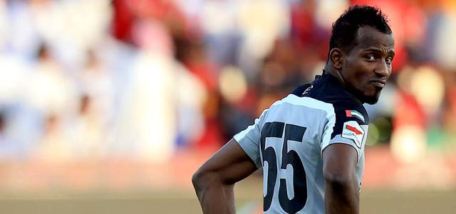 ماجد ناصر عاد إلى حراسة مرمى المنتخب الوطني في كأس آسيا. الإمارات اليوم