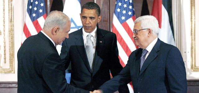 واحد‭ ‬من‭ ‬لقاءات‭ ‬القمة‭ ‬بين‭ ‬أوباما‭ ‬وعباس‭ ‬ونتنياهو‭.‬ غيتي‭ ‬